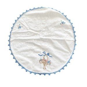 Vintage Hand Stitched Floral Crochet White Blue Linen Doily Table Centerpiece